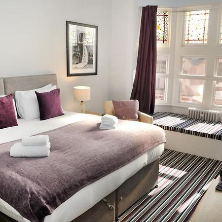 The Royal Hotel Crewe, A Brilliant Collection, Powered By Oyo Extérieur photo