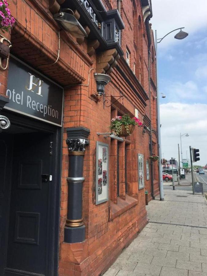 The Royal Hotel Crewe, A Brilliant Collection, Powered By Oyo Extérieur photo