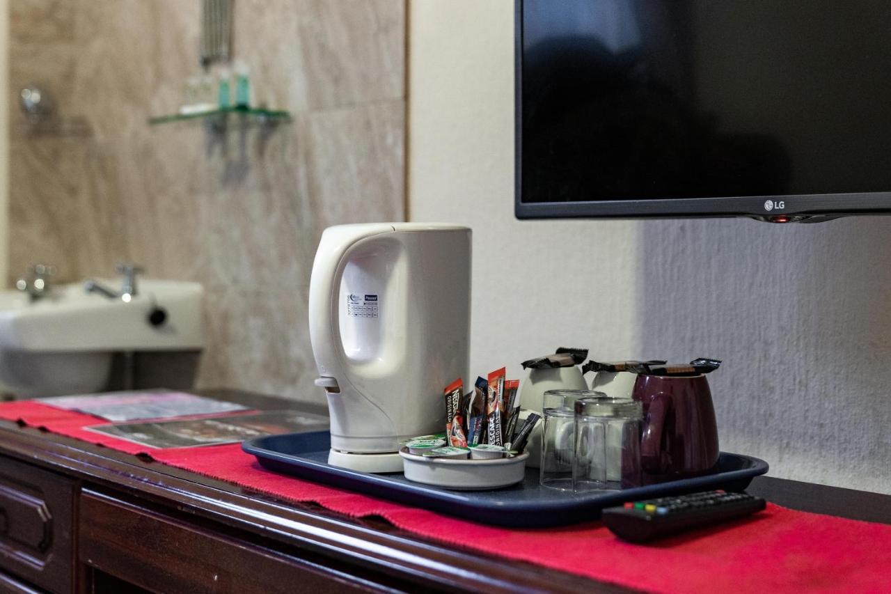 The Royal Hotel Crewe, A Brilliant Collection, Powered By Oyo Extérieur photo