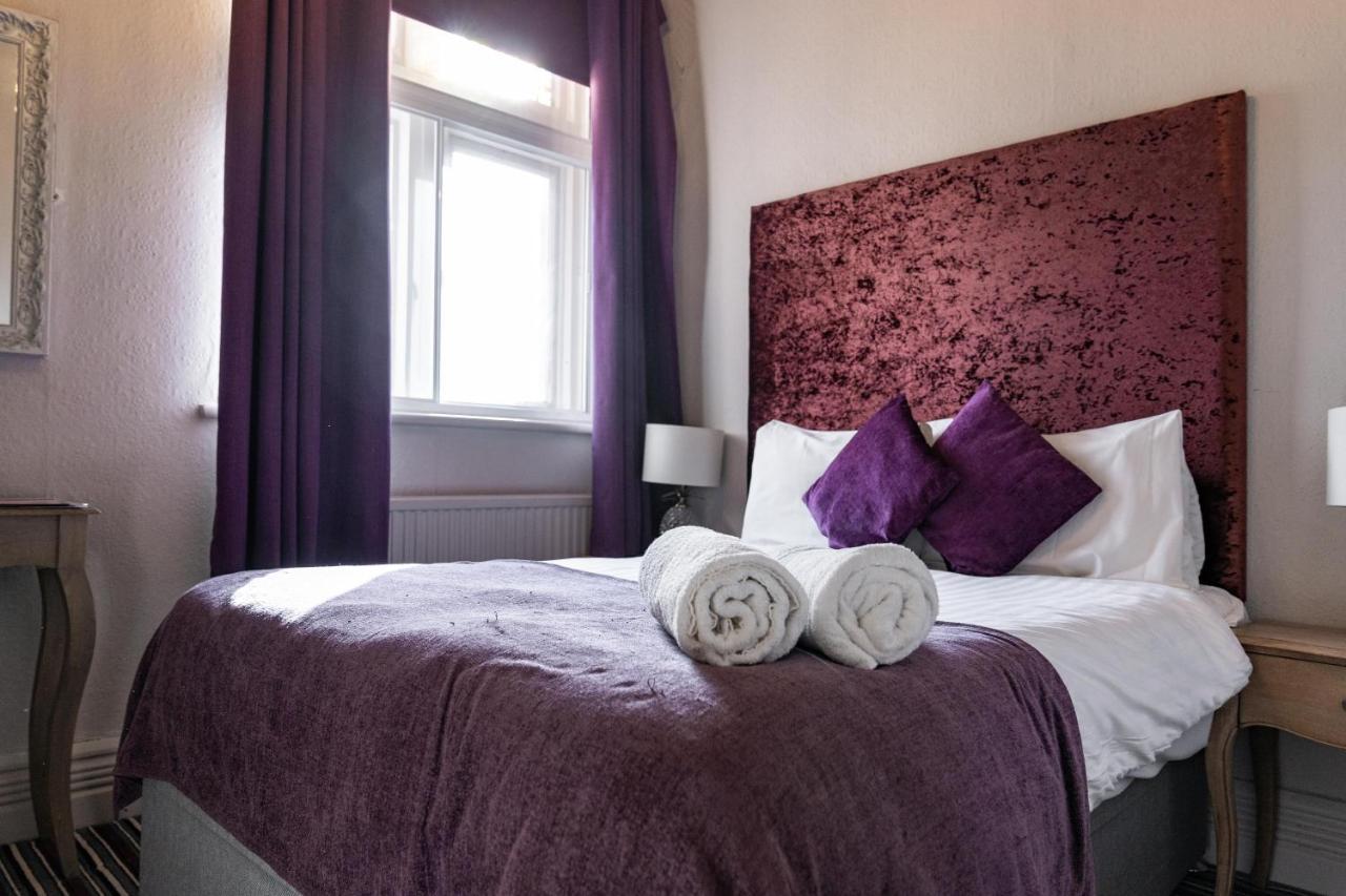 The Royal Hotel Crewe, A Brilliant Collection, Powered By Oyo Extérieur photo