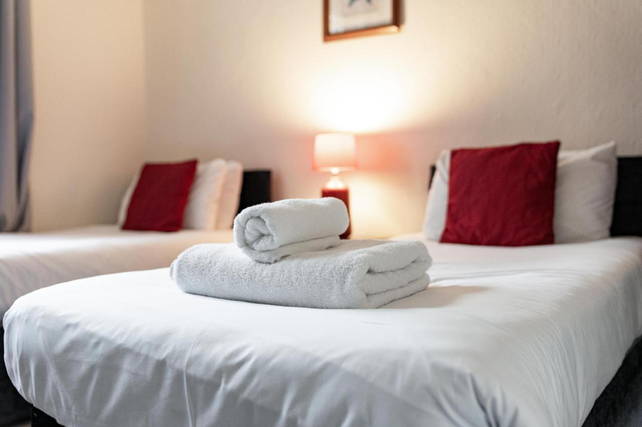 The Royal Hotel Crewe, A Brilliant Collection, Powered By Oyo Extérieur photo
