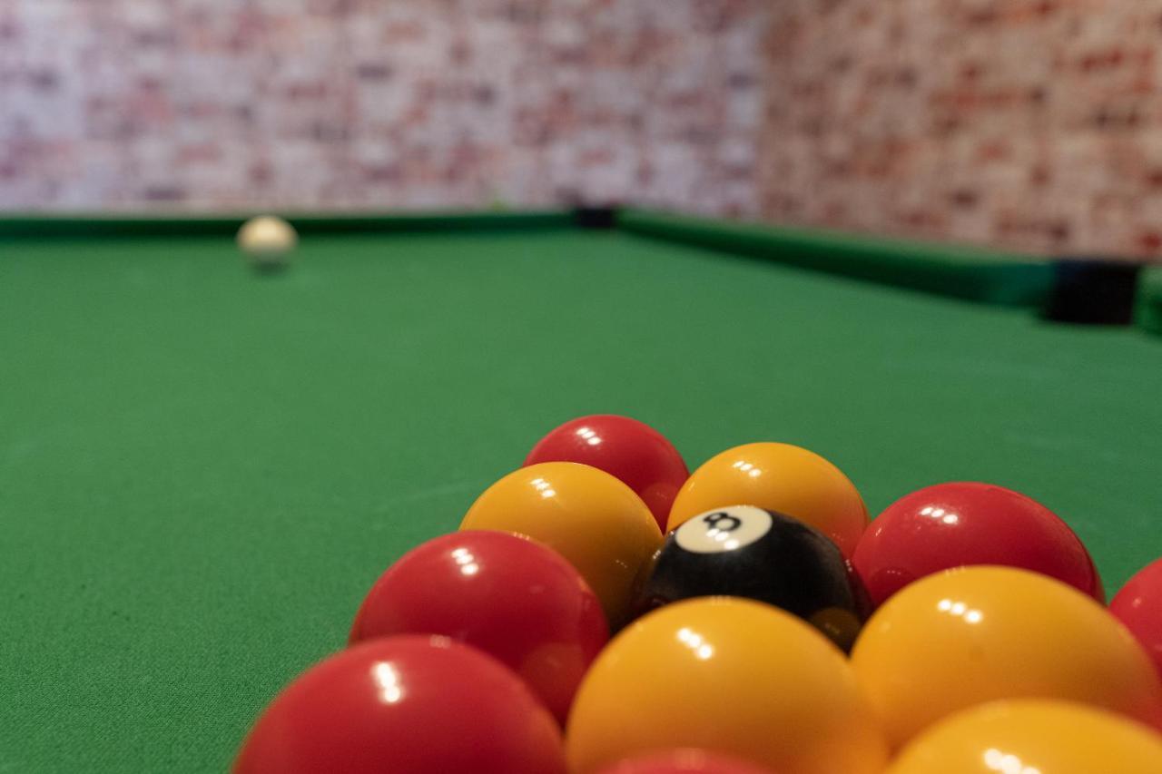 The Royal Hotel Crewe, A Brilliant Collection, Powered By Oyo Extérieur photo