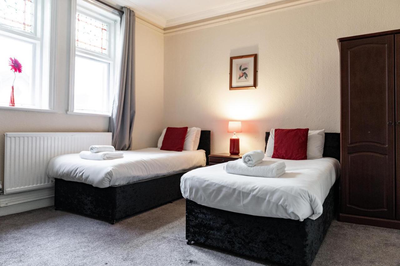 The Royal Hotel Crewe, A Brilliant Collection, Powered By Oyo Extérieur photo